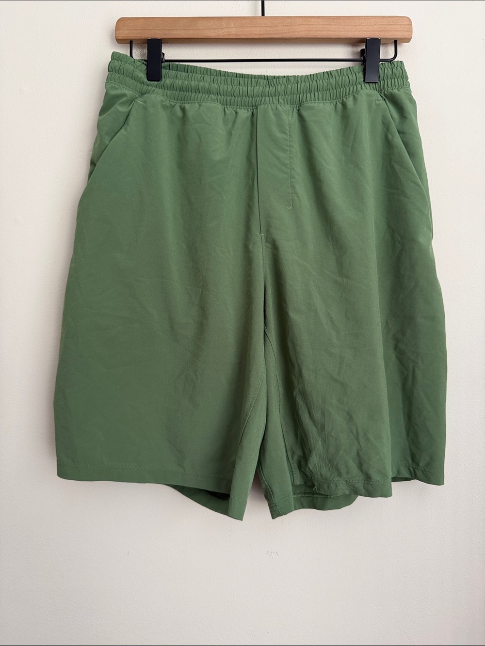 LULULEMON Pace Breaker Running Short Men Moss Green Lined M